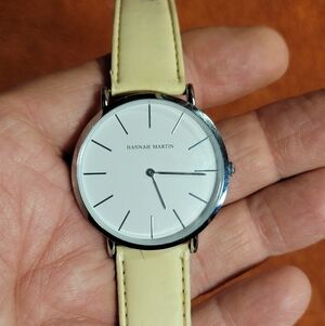 Ladies Hanna Martin watch in good condition.